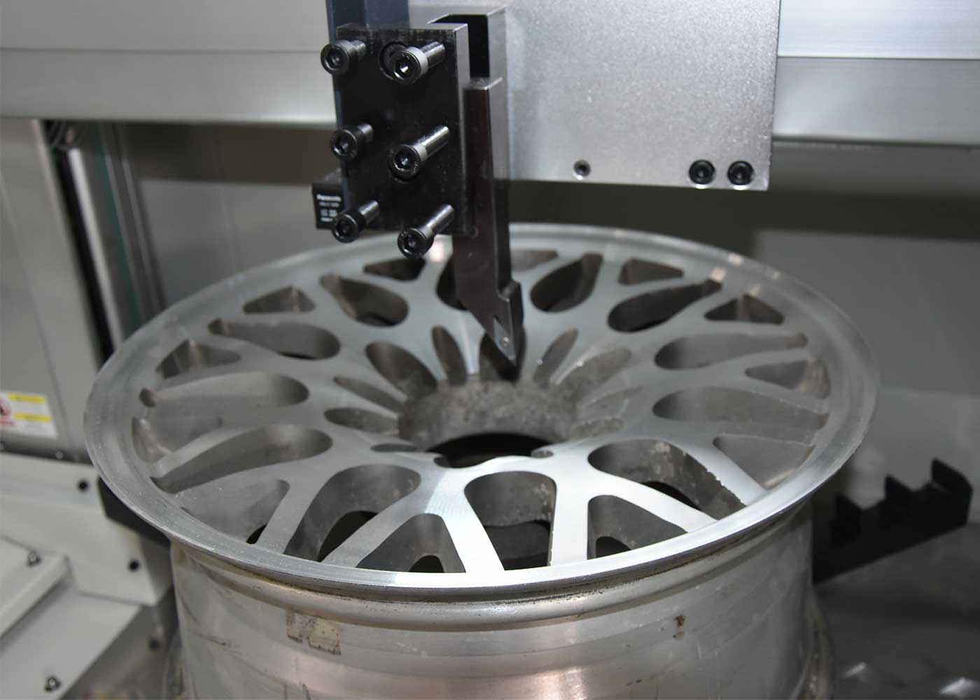 What Makes the New Wheel Repair Lathe in the UK a Game-Changer?