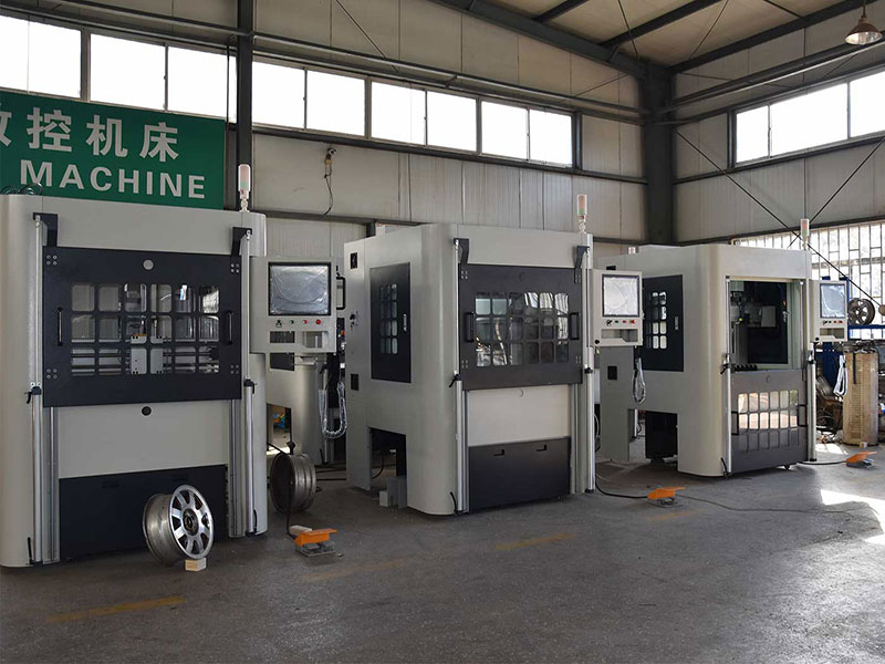 How to Choose the Top Aluminum Wheel CNC Lathe?